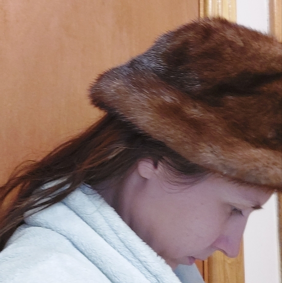 Vintage Dolores mink hat main image 6